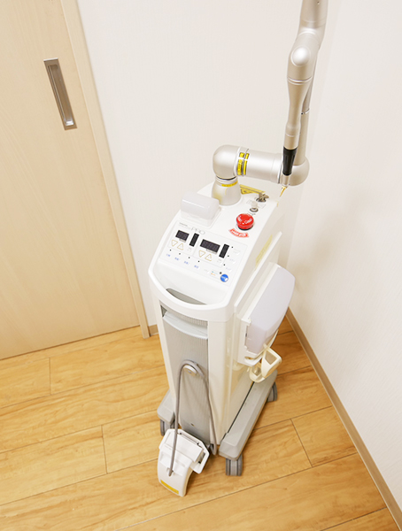レーザー治療器